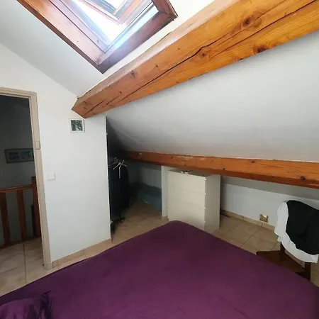 Face à La De Sable, Climatisation, Internet, 3 Villa Saint-Mandrier-sur-Mer