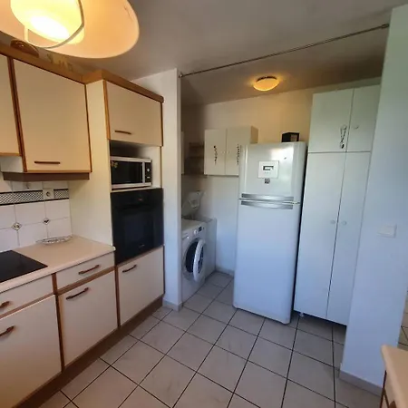 Face à La De Sable, Climatisation, Internet, 3 Saint-Mandrier-sur-Mer